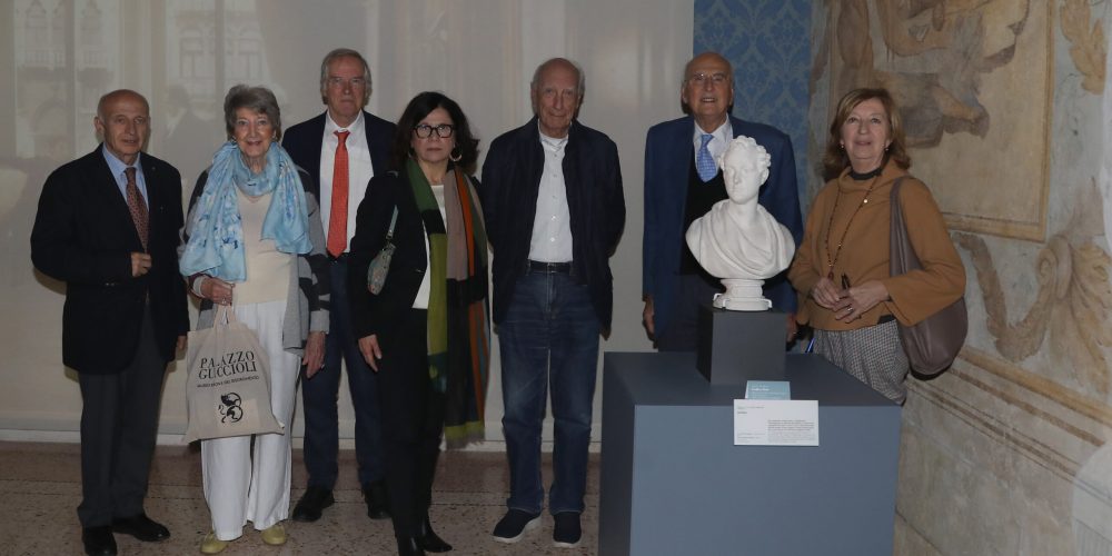 Bond-scaled-2065820268