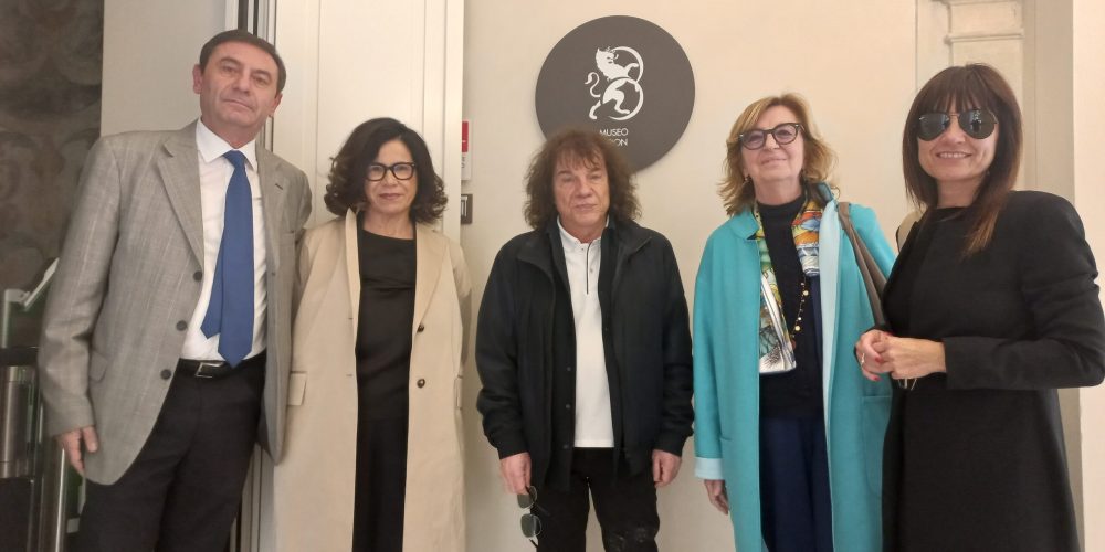 Cocciante-ai-Musei-scaled-2854608354